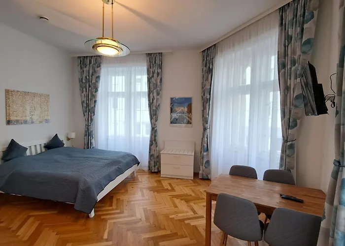 Apartment Moebliertes In Zentrumsnaehe *