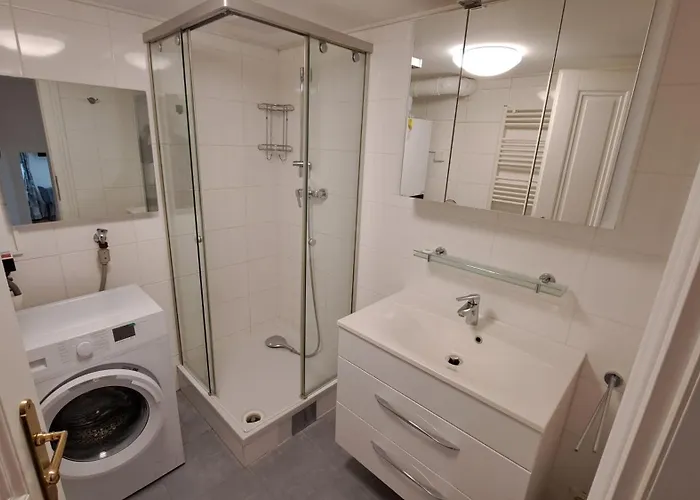 Apartment Moebliertes In Zentrumsnaehe